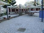 Restaurant Ledges