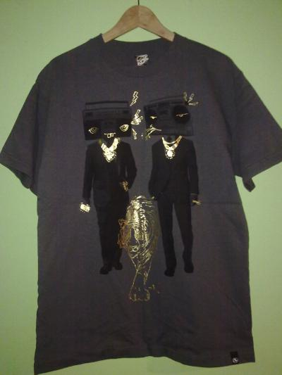 tricou ADIO