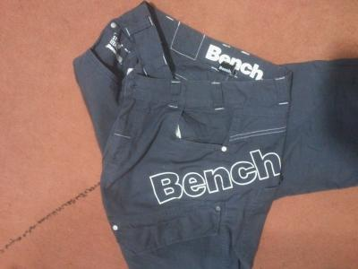 Pantaloni Bench.